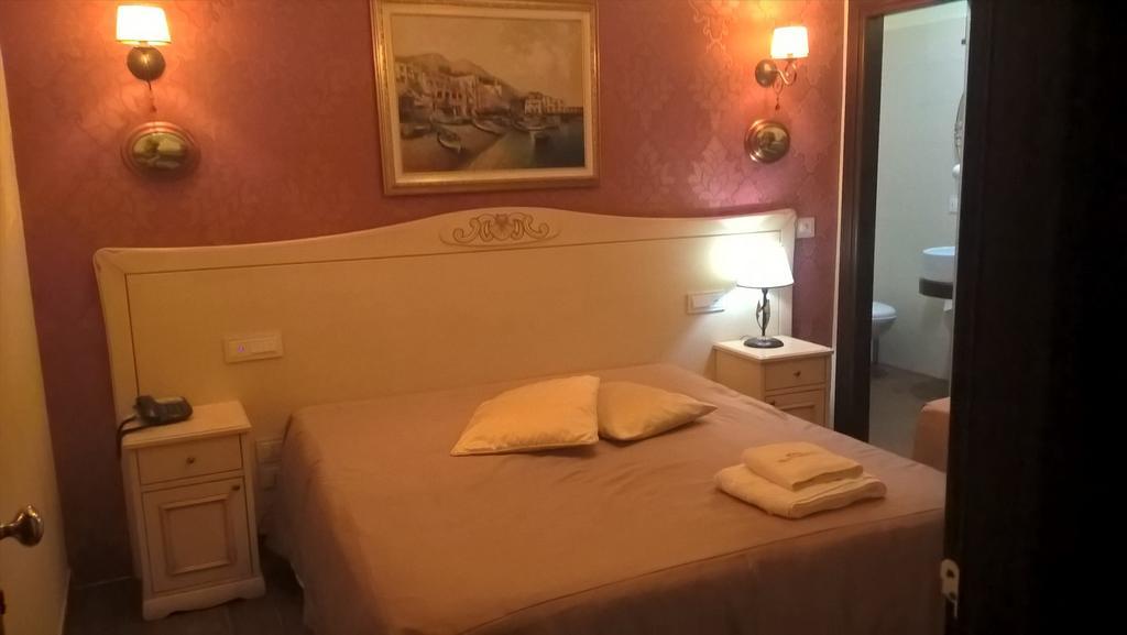 Hotel Villa Clementina Scafati Exterior photo